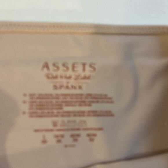 Spanex Asset red hot label large half slip cream - Picture 3 of 8